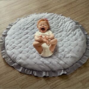 NEW Mabel Quilted ruffled Embroidered Baby Play Mat round gray padded 36 x 36in